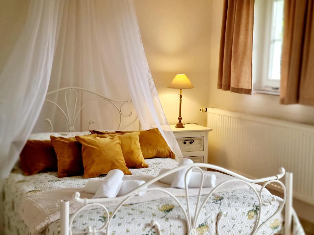 Villa Toscana Boutique 무르자시츨 외부 사진